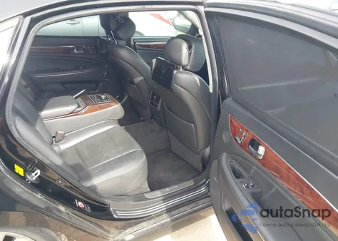 2014 Hyundai Equus Ultimate z USA, uszkodzony, nr VIN KMHGH4JH5EU082872